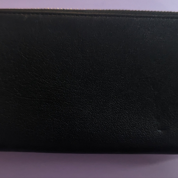 Vince Camuto Wallet - Picture 4 of 5